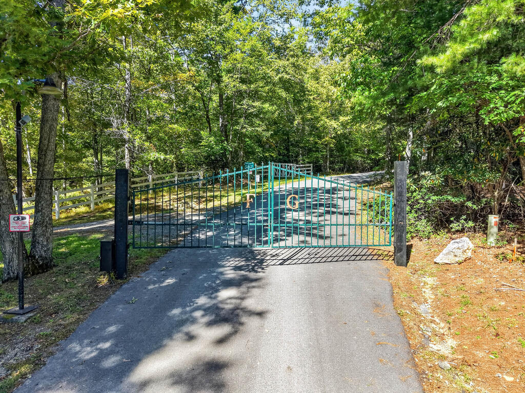 TBD Forest Green Dr