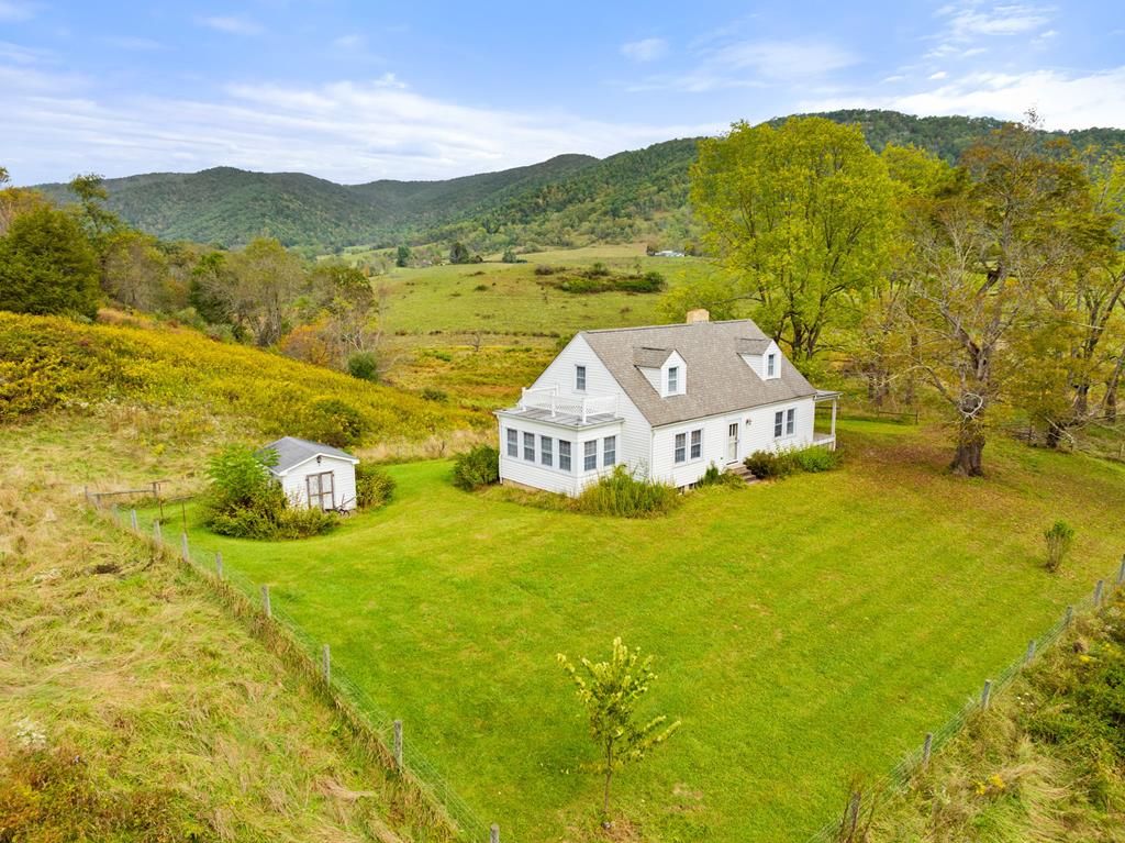Photo of 6270 Wilson Hwy, Independence, VA 24348 (MLS # 103599)