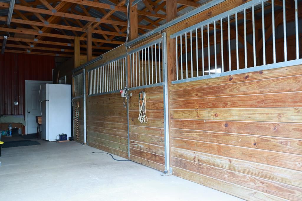 Photo of 1140 Powder Mill, Ivanhoe, VA 24350 (MLS # 109676)