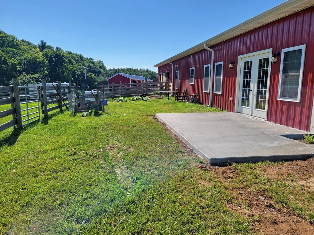 Photo of 1140 Powder Mill, Ivanhoe, VA 24350 (MLS # 109676)