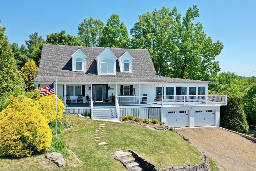 Photo of 352 Dogwood Ridge, Fancy Gap, VA 24328 (MLS # 110271)