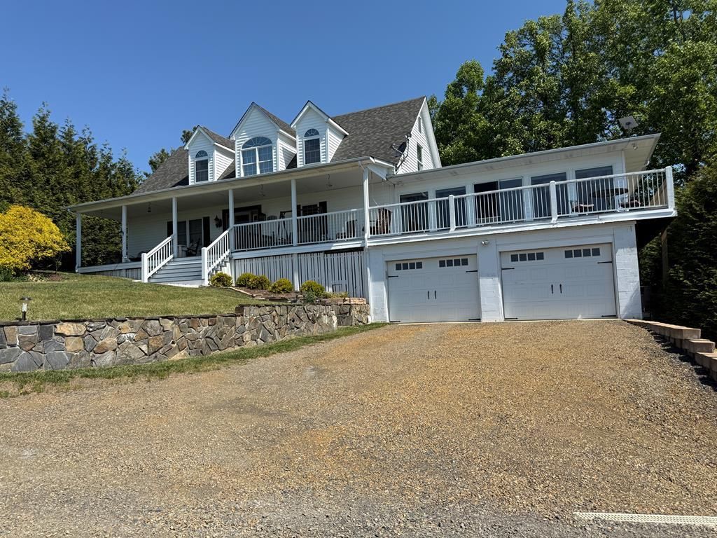 Photo of 352 Dogwood Ridge, Fancy Gap, VA 24328 (MLS # 110271)