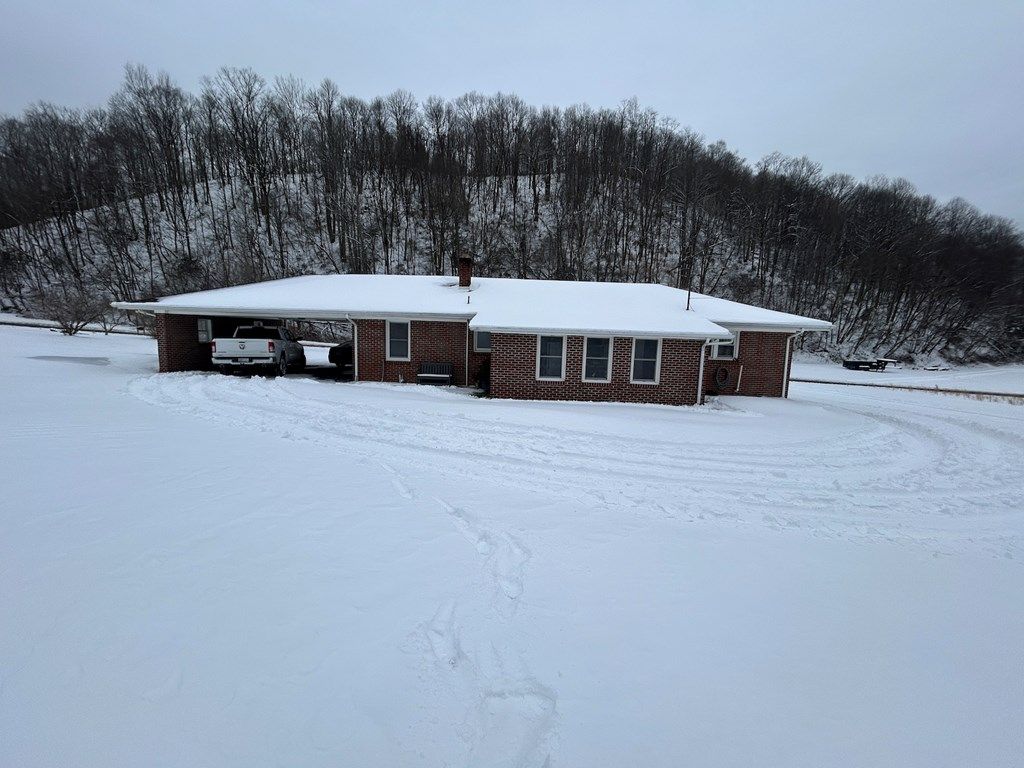 Photo of 199 Rocky Hollow Rd, Atkins, VA 24311 (MLS # 104737)