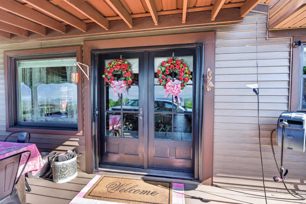 Photo of 135 Overlook Trail, Fancy Gap, VA 24328 (MLS # 111724)