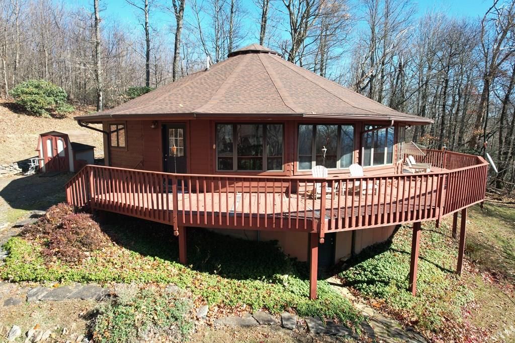 Photo of 132 Chestnut Ridge, Hillsville, VA 24343 (MLS # 104132)