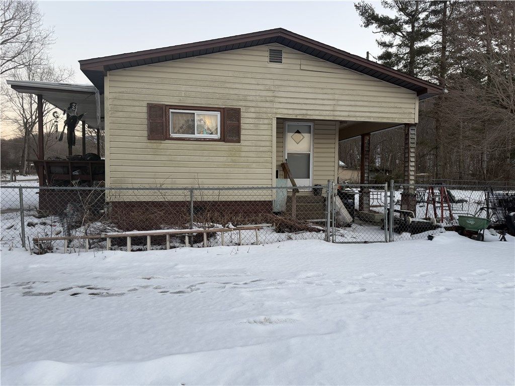 Photo of 564 Stoney Battery Rd, Marion, VA 24354 (MLS # 105806)