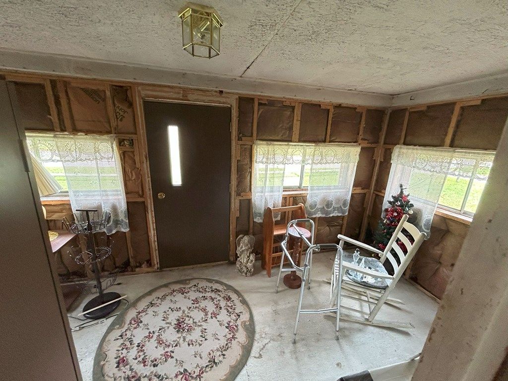 Photo of 4352 Abbs Valley Road, Bluefield, VA 24605 (MLS # 103598)