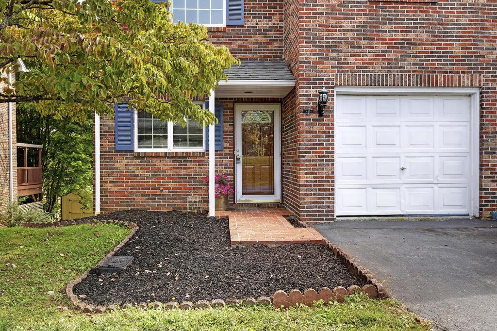 Photo of 680 Thompson Dr, Abingdon, VA 24210 (MLS # 111935)