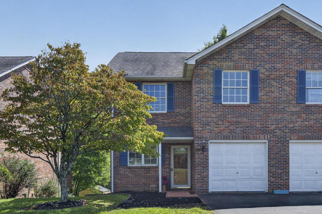 Photo of 680 Thompson Dr, Abingdon, VA 24210 (MLS # 111935)