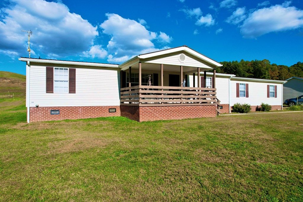 Photo of 17057 Mill Creek Rd, Chilhowie, VA 24319 (MLS # 103693)