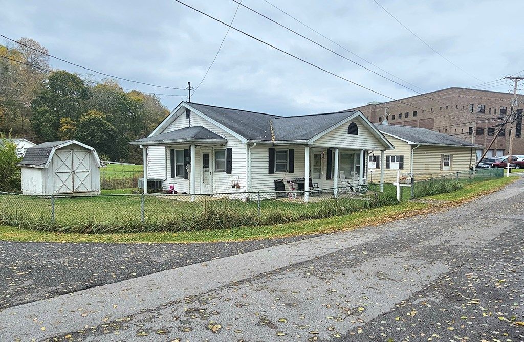 Photo of MULTIPLE 163 Surface Dr., 135 Elk St., 132 Brook St., Dr, Tazewell, VA 24651 (MLS # 103964)