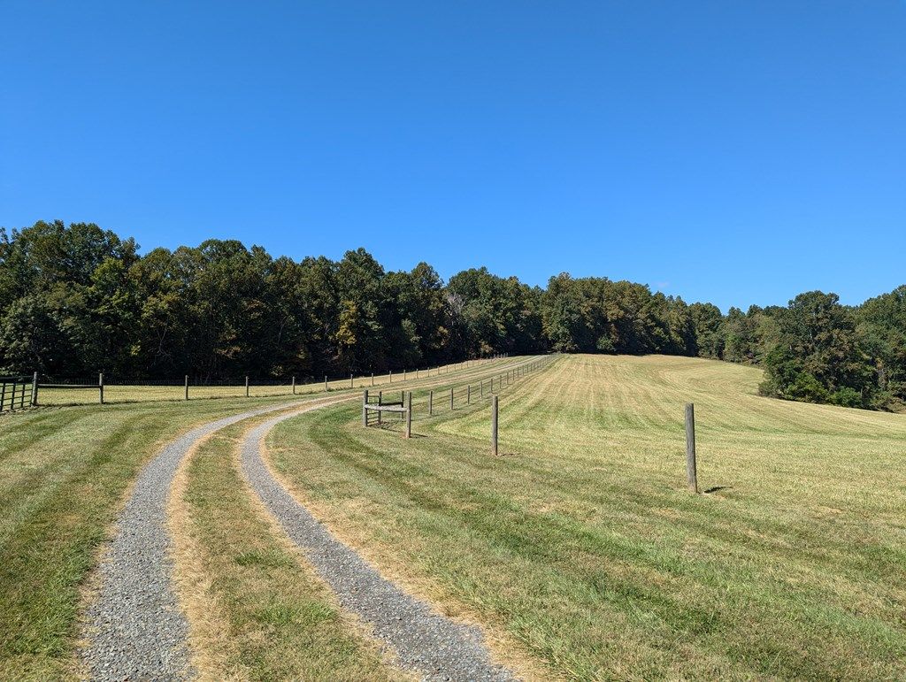 Photo of 1705 Barberry Rd, Floyd, VA 24091 (MLS # 103534)