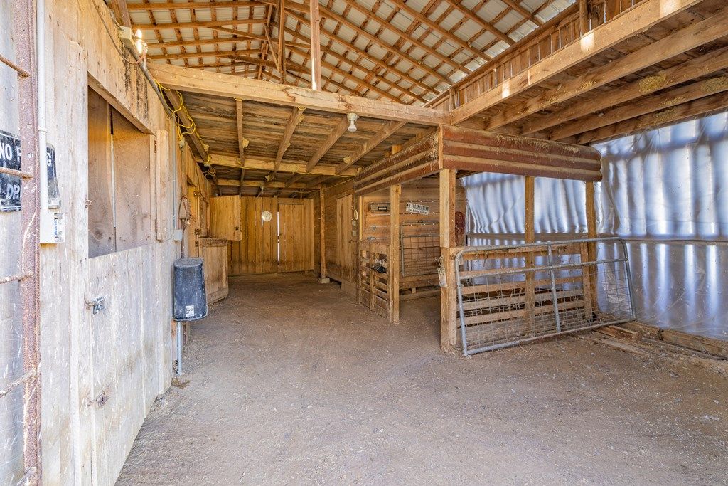 Photo of 11766 Rocky Hill Road, Bristol, VA 24202 (MLS # 104562)