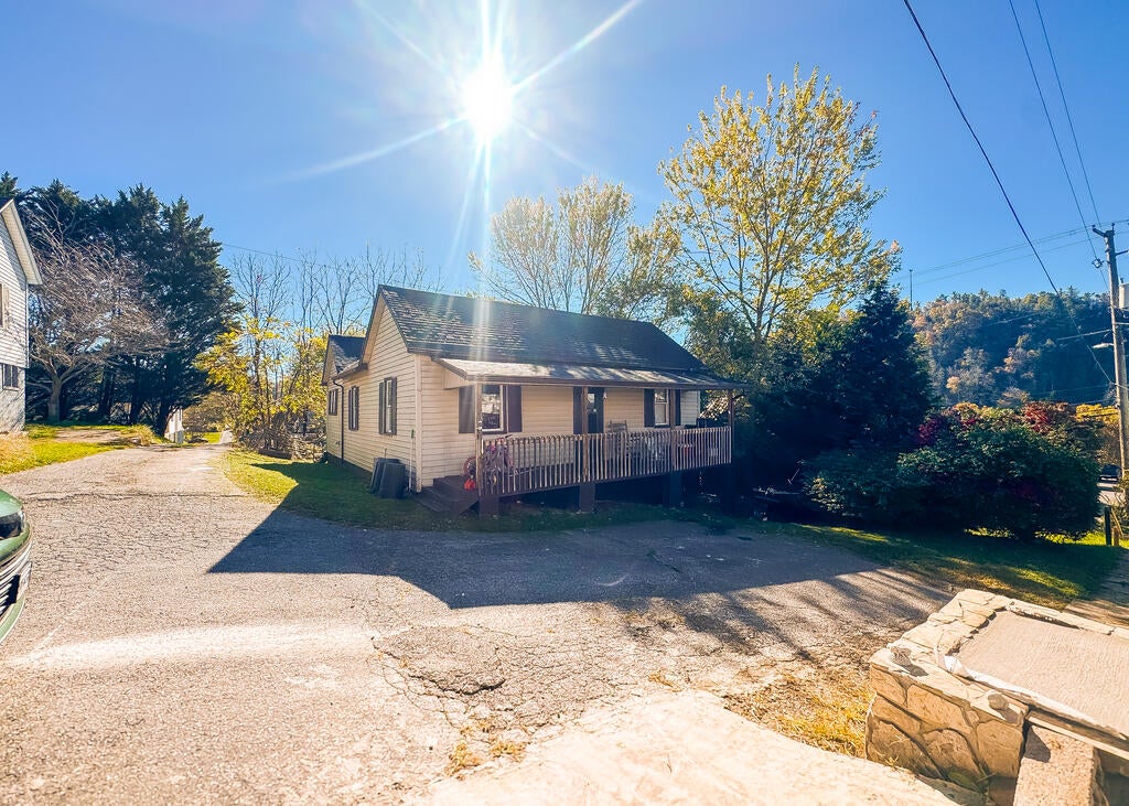 Photo of 348 Middle Street, Fries, VA 24330 (MLS # 112414)