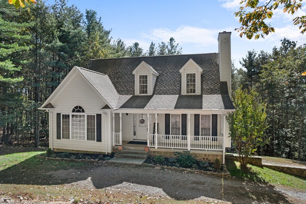 Photo of 619 Maplewood Drive, Galax, VA 24333 (MLS # 103886)