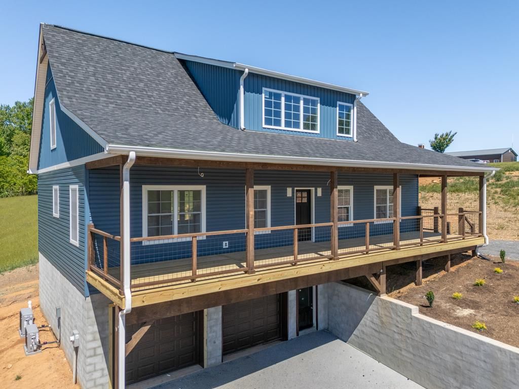 Photo of 591 Edelweiss Trail, Hillsville, VA 24343 (MLS # 110053)