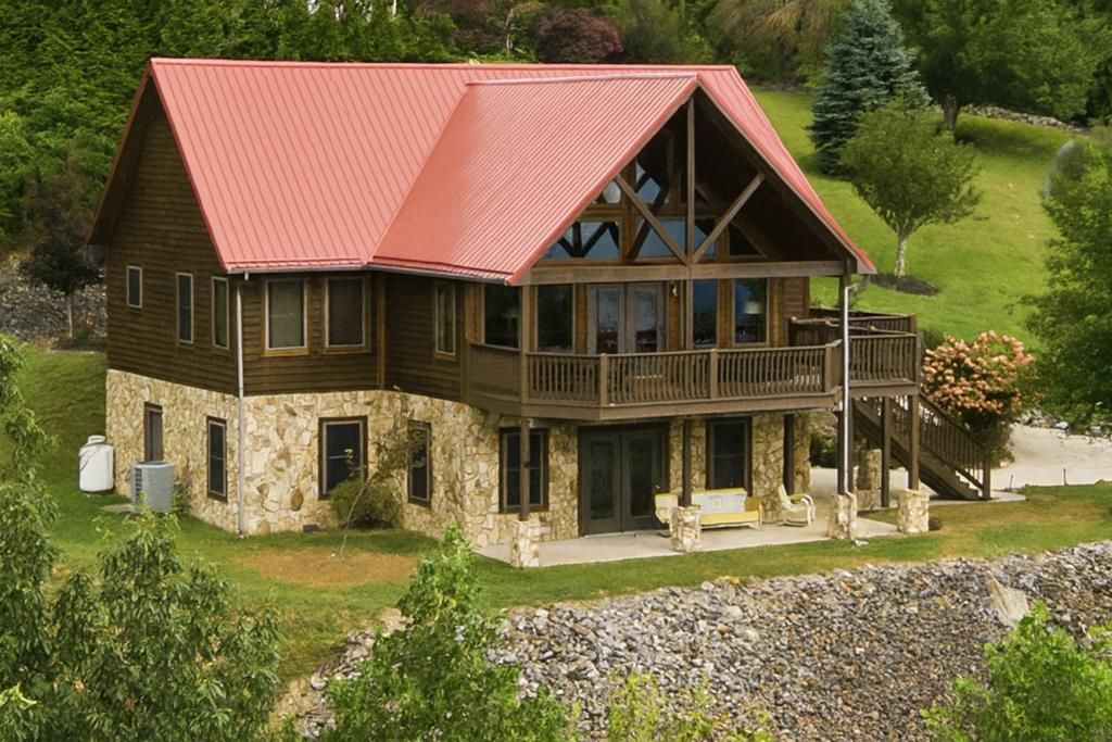 Photo of 316 Reflections Point Trl, Fancy Gap, VA 24328 (MLS # 103469)