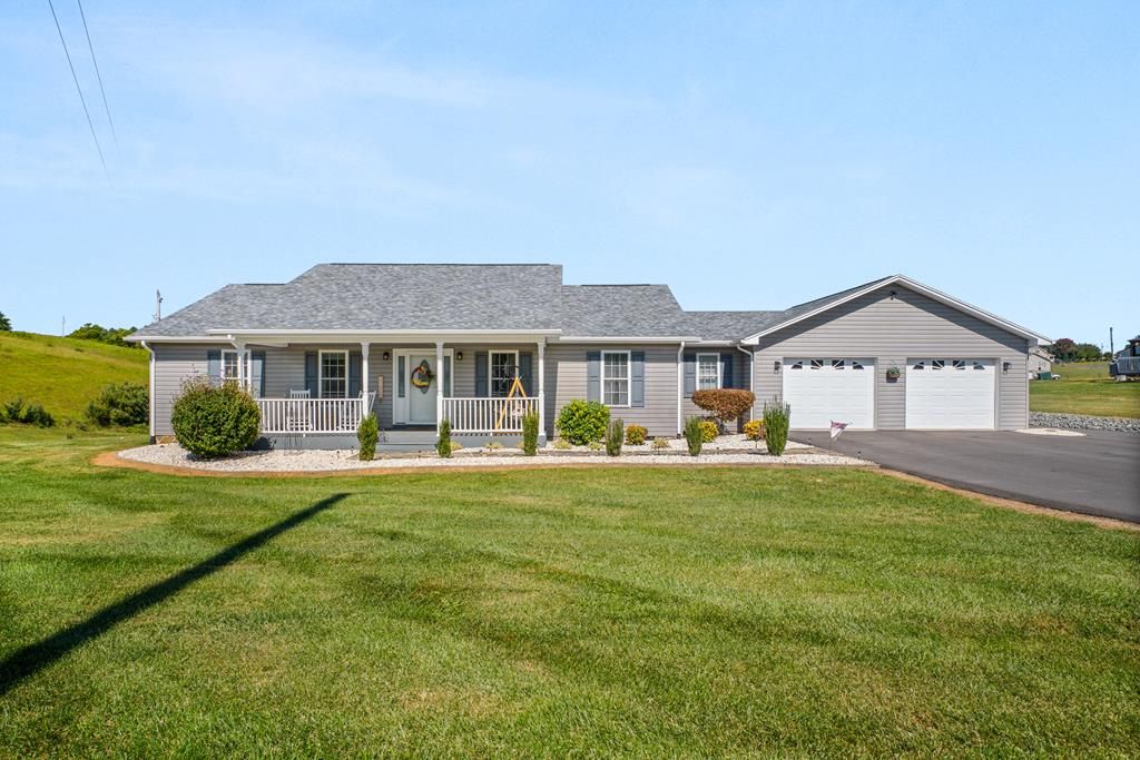 Photo of 982 Honeycutt Dam Road, Woodlawn, VA 24381 (MLS # 103442)