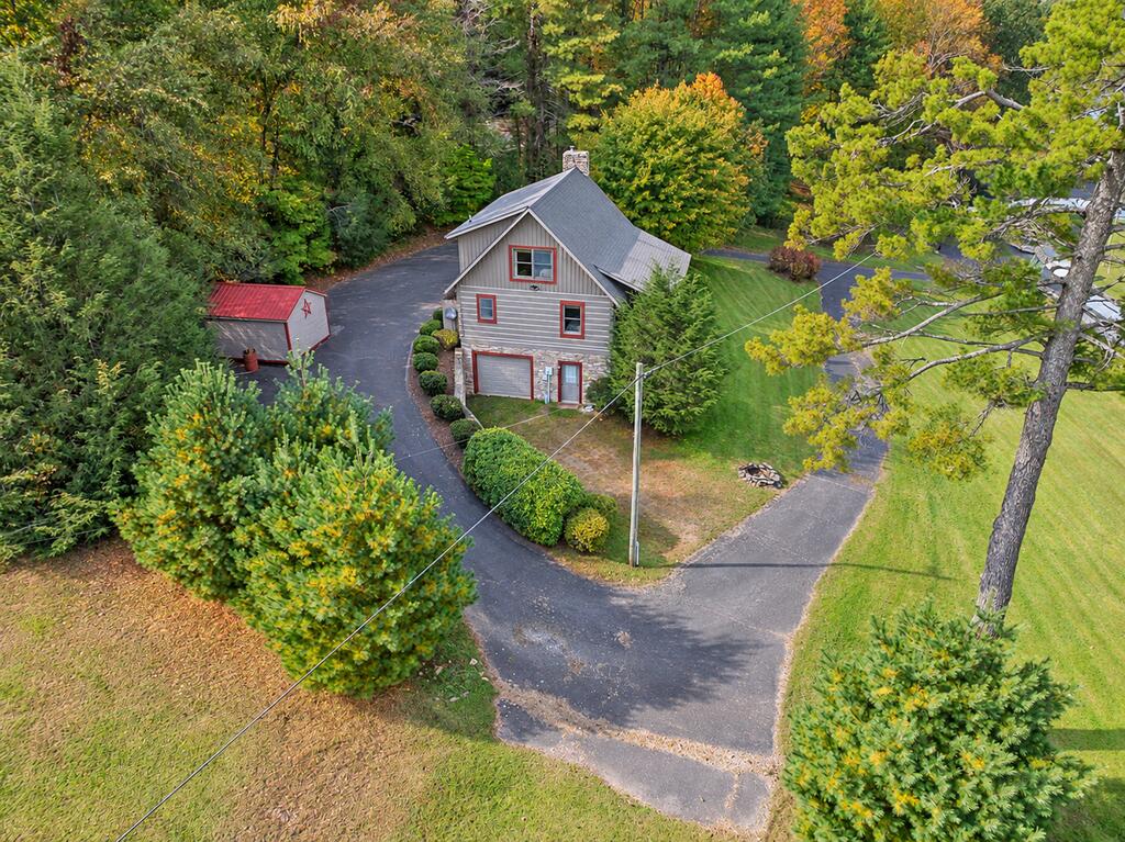 Photo of 206 Pottery Drive, Fancy Gap, VA 24328 (MLS # 112401)
