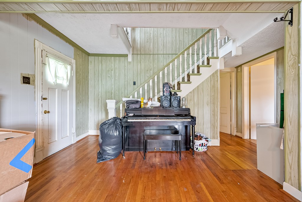 Wytheville, Virginia 24382, United States, 3 Bedrooms Bedrooms, ,1 BathroomBathrooms,Residential,Active,132823