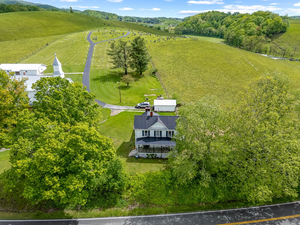 Wytheville, Virginia 24382, United States, 3 Bedrooms Bedrooms, ,1 BathroomBathrooms,Residential,Active,132823