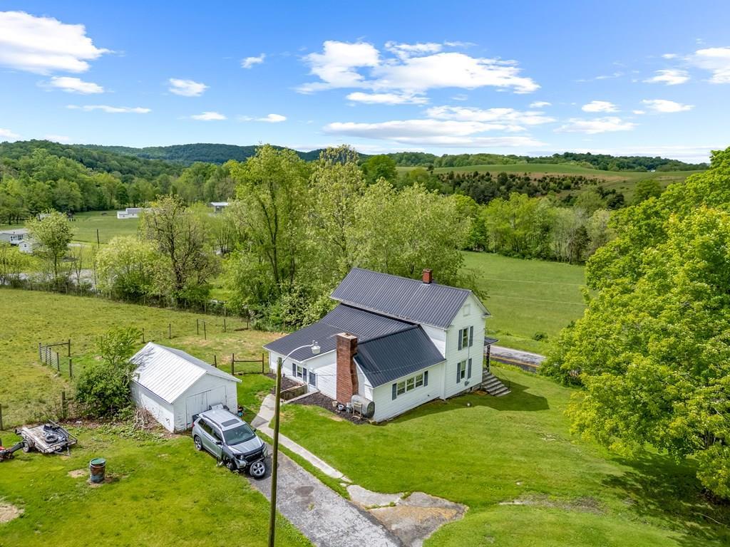 Wytheville, Virginia 24382, United States, 3 Bedrooms Bedrooms, ,1 BathroomBathrooms,Residential,Active,132823