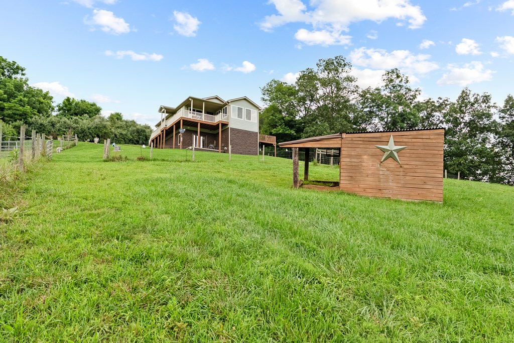 Dugspur, Virginia 24325, United States, 2 Bedrooms Bedrooms, ,3 BathroomsBathrooms,Residential,Active,212803