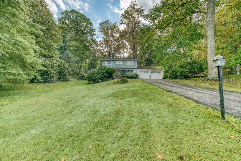 Photo of 15265 Wilderness Rd, Bristol, VA 24202 (MLS # 112337)