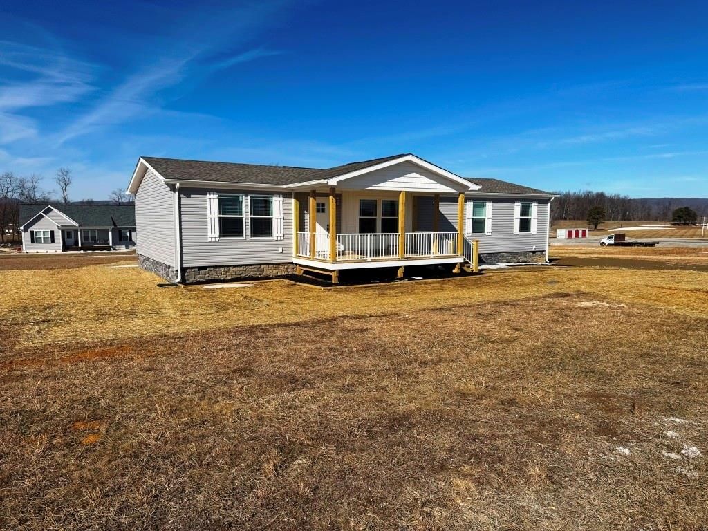 Photo of 5103 Loving Field Rd, Pulaski, VA 24301 (MLS # 104733)