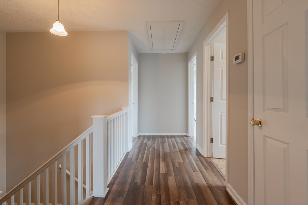 Pulaski, Virginia 24301, United States, 3 Bedrooms Bedrooms, ,2 BathroomsBathrooms,Residential,Contingent,94748