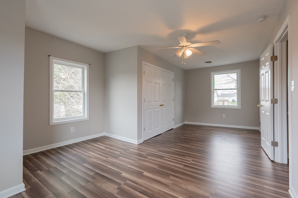 Pulaski, Virginia 24301, United States, 3 Bedrooms Bedrooms, ,2 BathroomsBathrooms,Residential,Contingent,94748