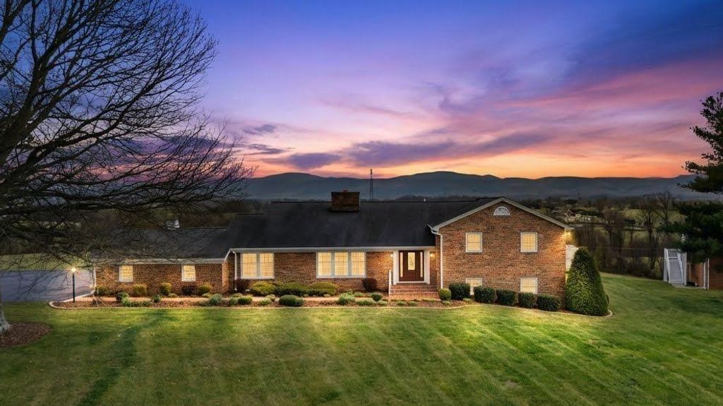 Photo of 12084 Tanglewood Drive, Glade Spring, VA 24340 (MLS # 109513)