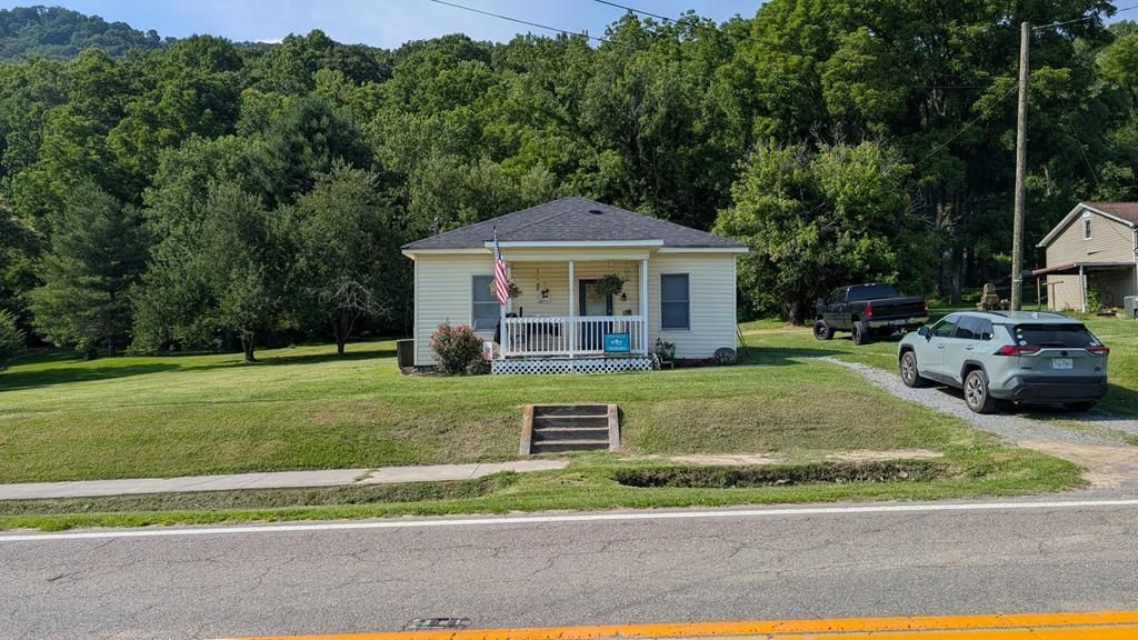 Photo of 2235 Saltville Highway, Saltville, VA 24370 (MLS # 110753)