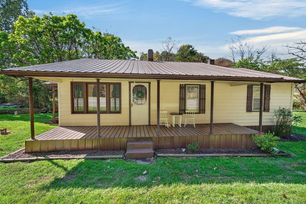 Photo of 8519 Poplar Camp Rd, Austinville, VA 24312 (MLS # 112309)