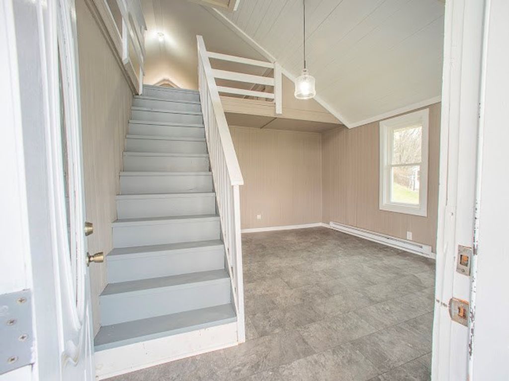 Photo of 1927 1927 East Fincastle Turnpike, Tazewell, VA 24651 (MLS # 109412)