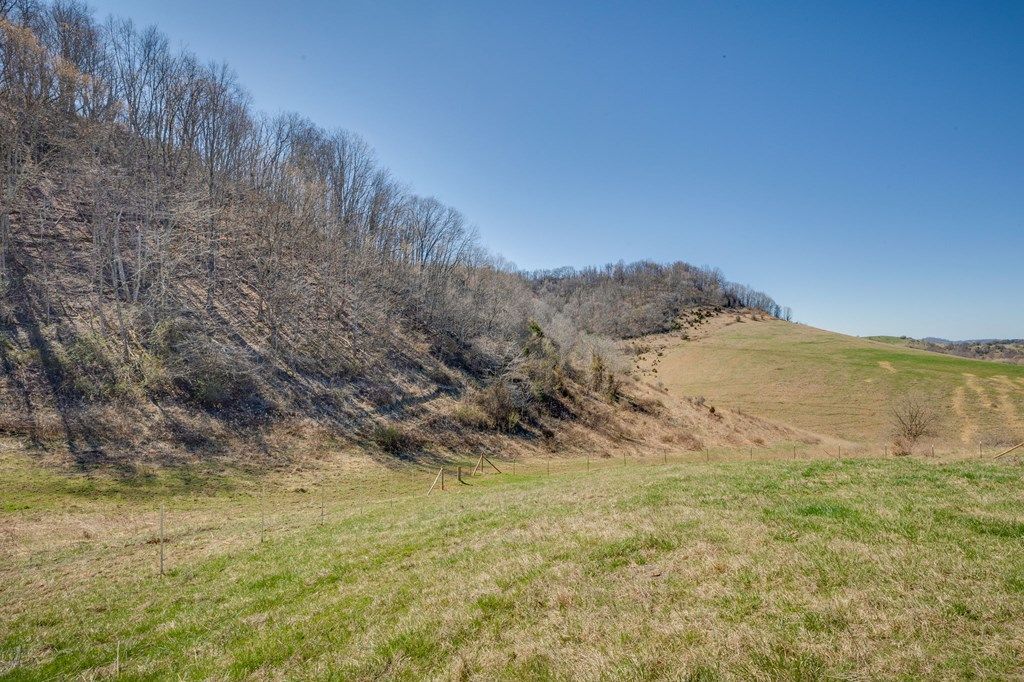 Photo of TBD Trigg Dr #NA, Lebanon, VA 24266 (MLS # 109123)