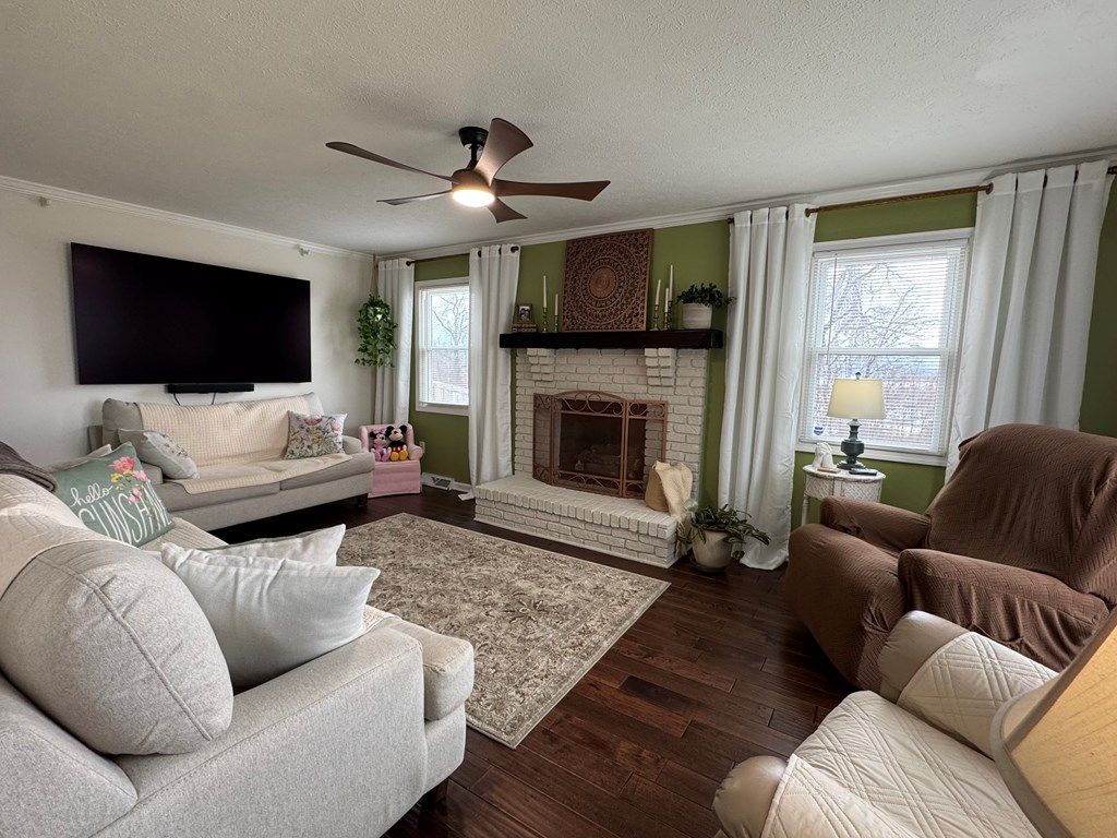 Photo of 113 Four Apple Ave, Chilhowie, VA 24319 (MLS # 105776)