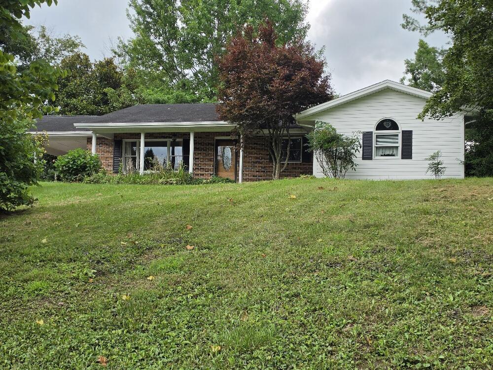 Photo of 744 Meadow Dr, Marion, VA 24354 (MLS # 111928)