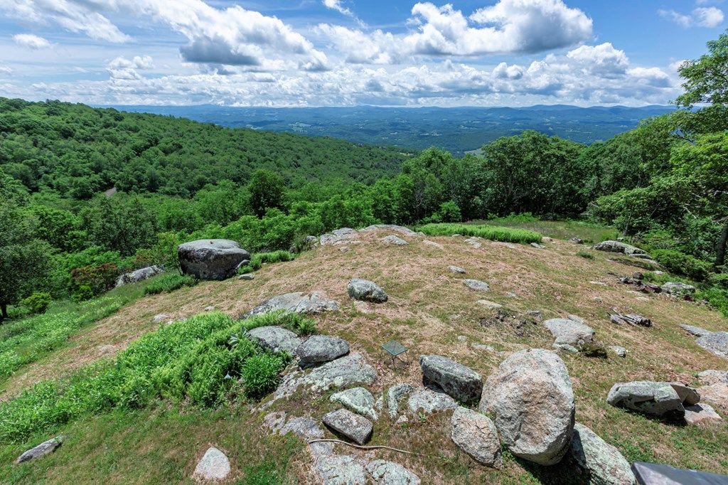 Photo of 2725 Point Lookout Ln, Independence, VA 24348 (MLS # 103543)