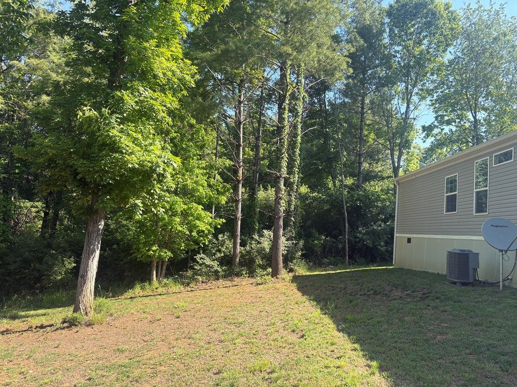 Photo of 301 Oak Ridge Drive, Austinville, VA 24312 (MLS # 110576)