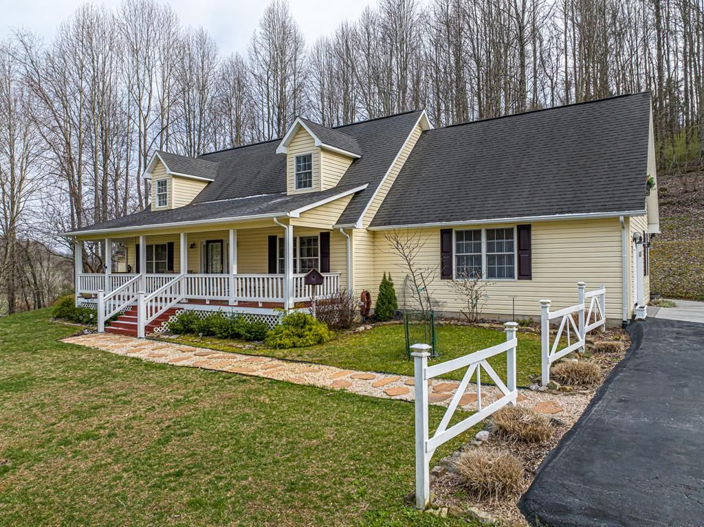 Photo of 30146 Tobias Drive, Meadowview, VA 24361 (MLS # 109251)