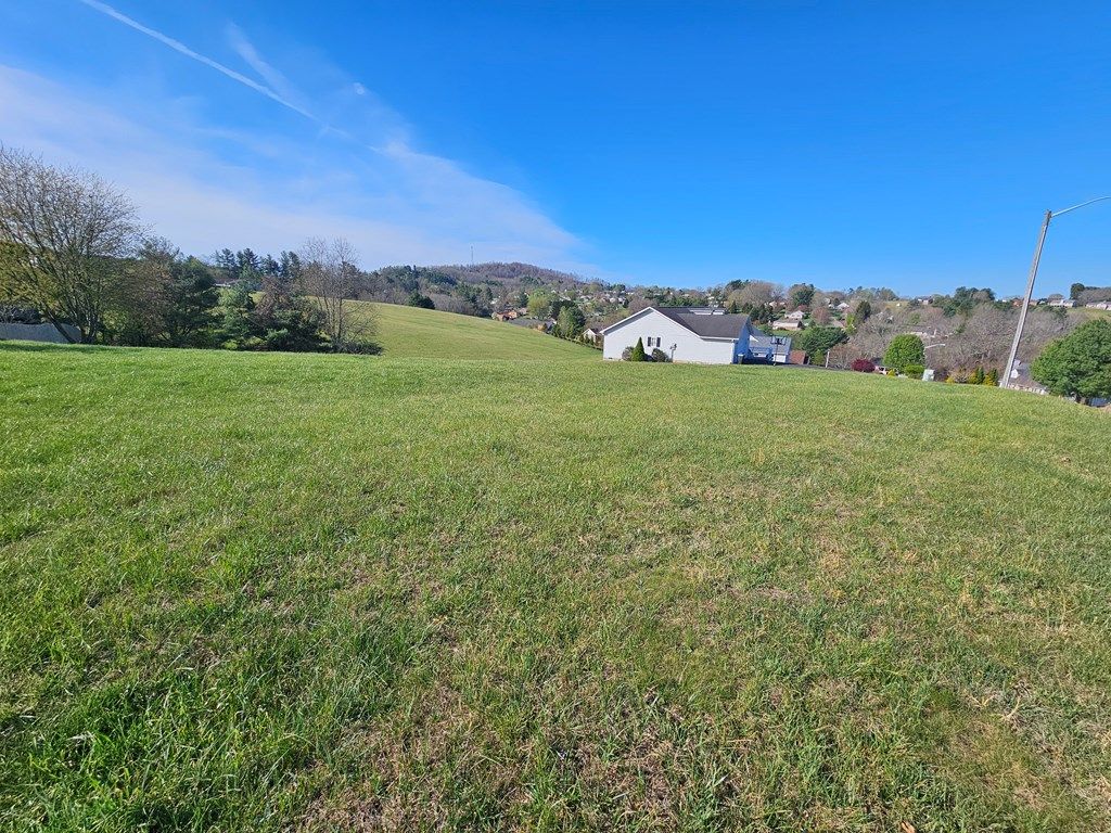 Photo of TBD Deerfield Circle #18, Galax, VA 24333 (MLS # 109492)