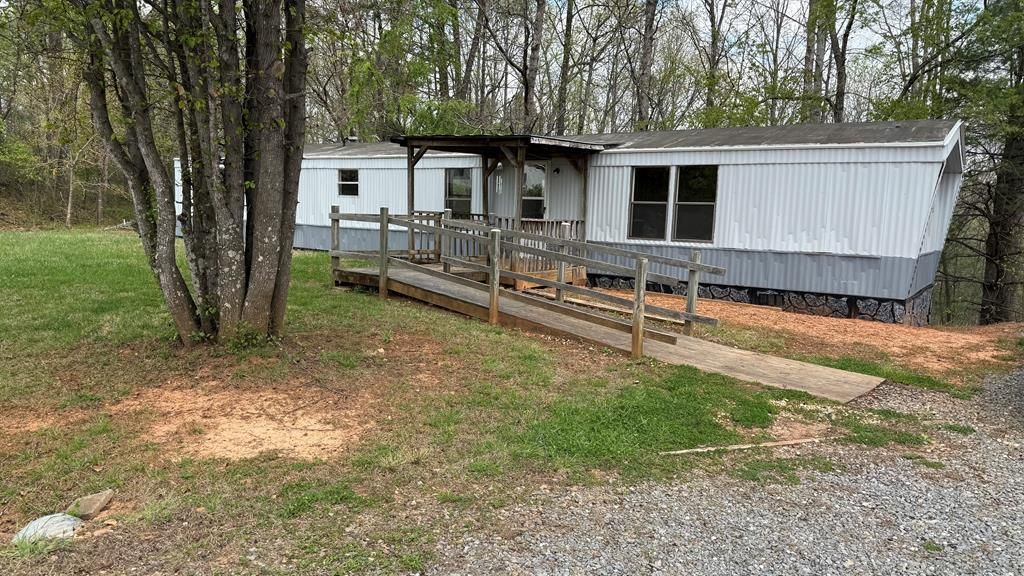 Photo of 303 Flatridge Rd, Cana, VA 24317 (MLS # 109473)