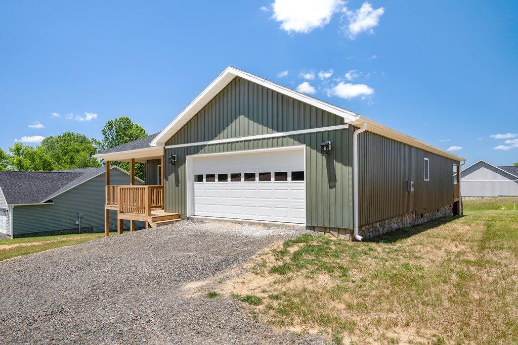 Photo of 1017 Cranberry Road, Galax, VA 24333 (MLS # 104492)