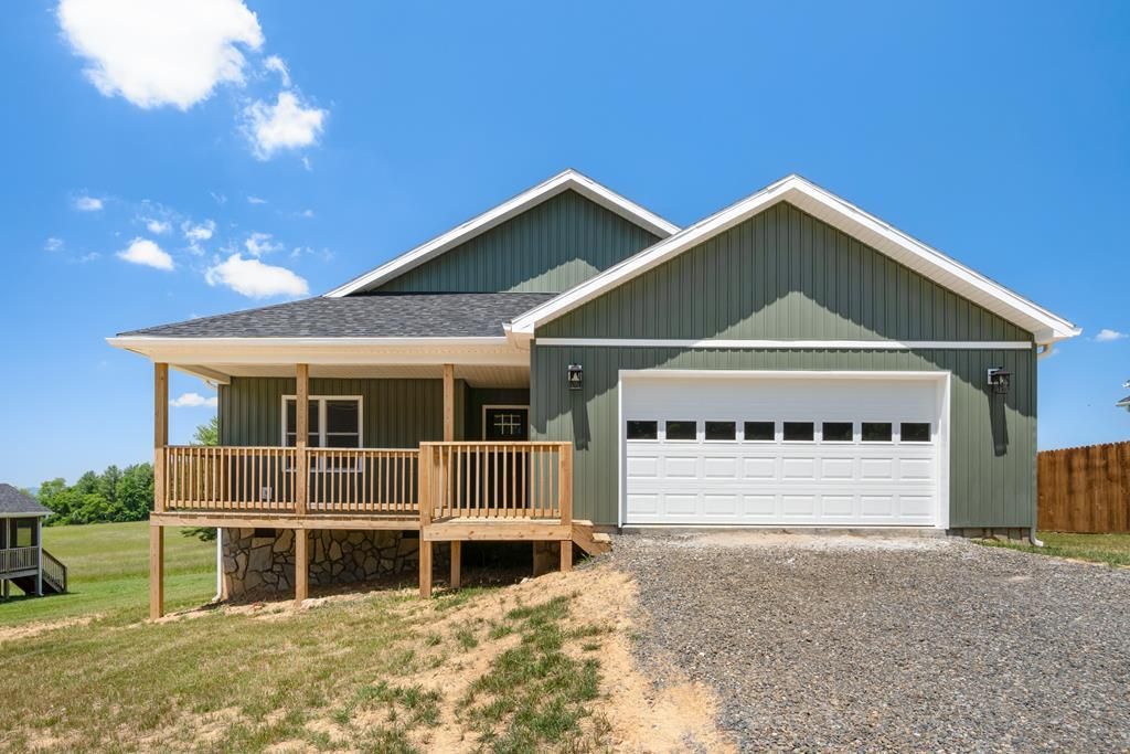 Photo of 1017 Cranberry Road, Galax, VA 24333 (MLS # 104492)