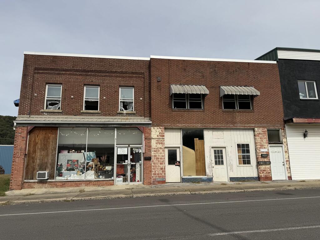 Photo of 2439 Front Street, Richlands, VA 24641 (MLS # 112311)