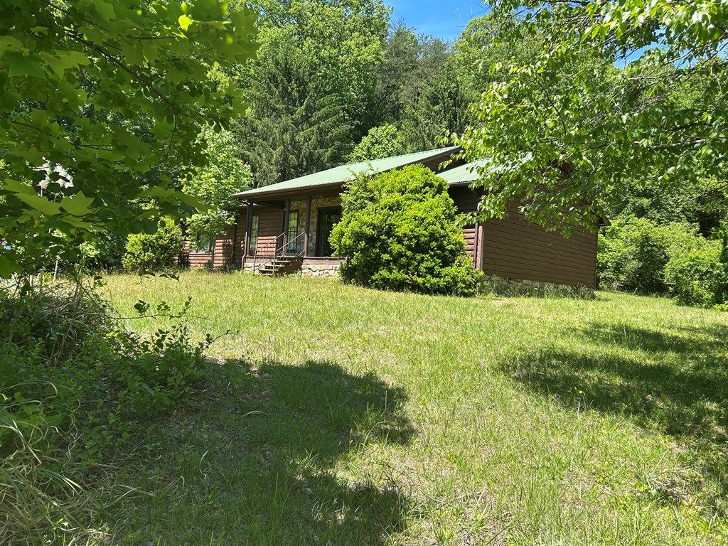 Photo of 1436 Chestnut Grove Road, Lambsburg, VA 24351 (MLS # 110167)