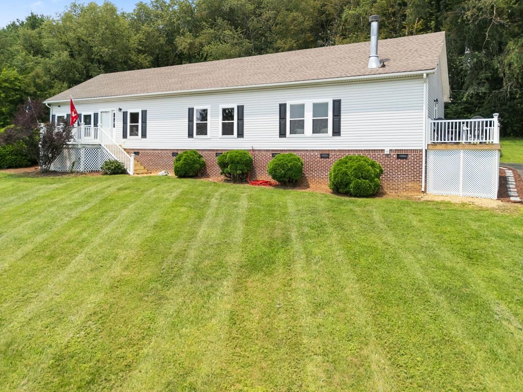 Photo of 216 Richmond Ave, Rural Retreat, VA 24368 (MLS # 111253)