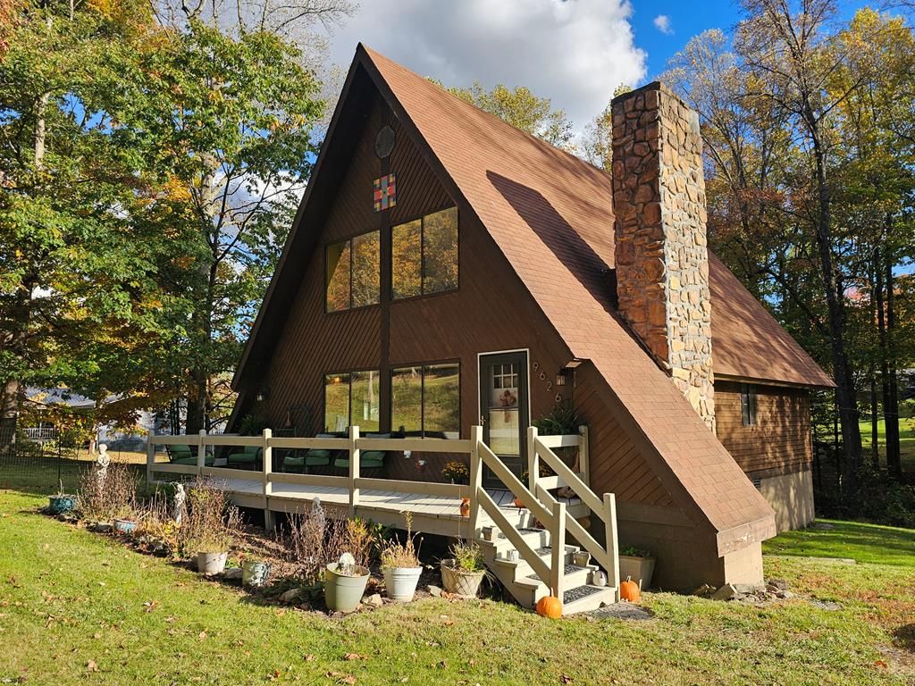 Photo of 9626 Sunset Drive, Wise, VA 24293 (MLS # 104090)