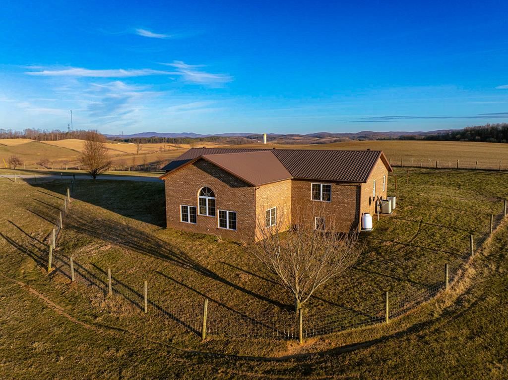 Photo of 501 Meadowbrook Lane, Max Meadows, VA 24360 (MLS # 104700)